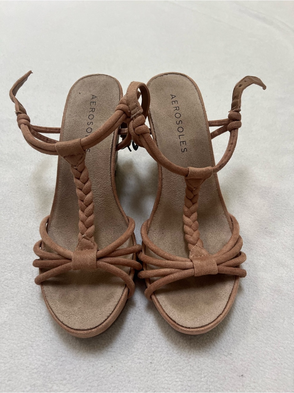 Aerosoles Women’s Size 8 Tan Strappy Wedge Sandals Braided